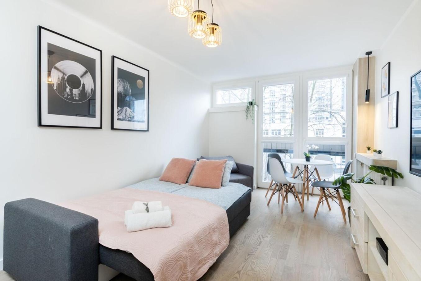 Toffee Center Apartament *